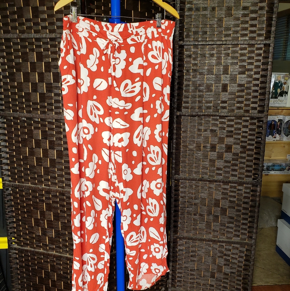 Tie Waist Wide Leg Pant